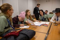 9ef0f4e3-505c-4cdc-afdc-38aad277e619